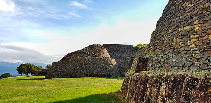 Las Yácatas de Tzintzuntzan, Tzintzuntzan