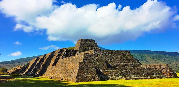 Las Yácatas de Tzintzuntzan, Tzintzuntzan
