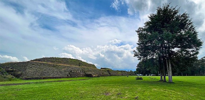 Las Yácatas de Tzintzuntzan, Tzintzuntzan