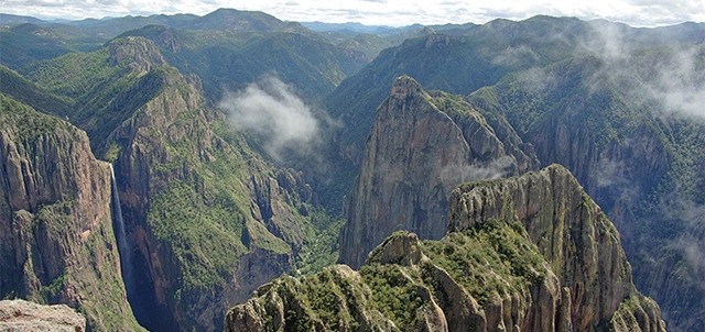 Barranca Candameña, Barrancas del Cobre / Sierra Tarahumara