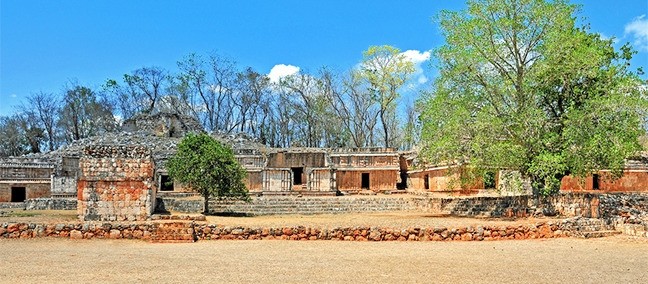 Zona Arqueológica de Labná, Ticul