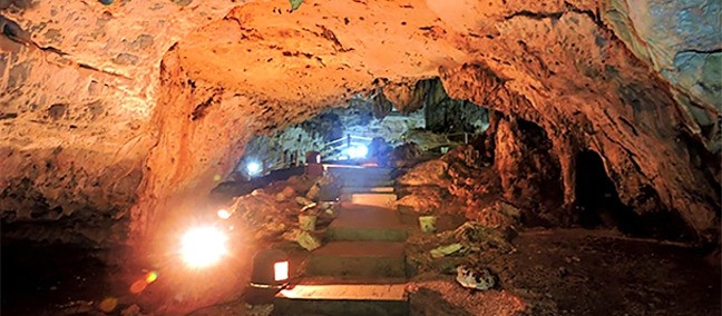 Balankanche Caves