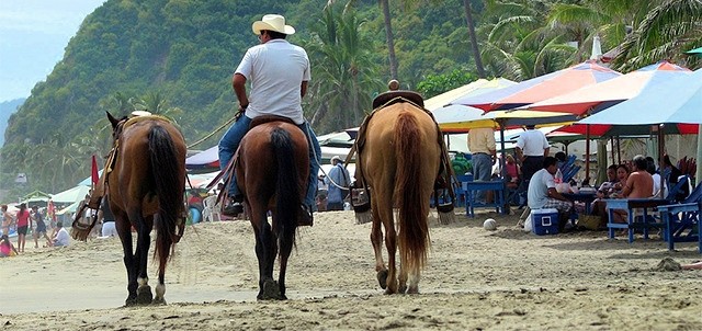 Playa Miramar, Manzanillo
