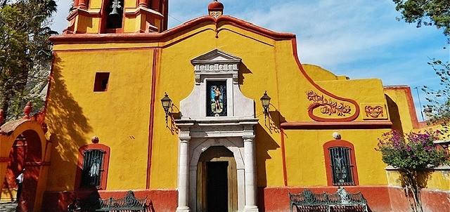 Templo de San Sebastián, Bernal