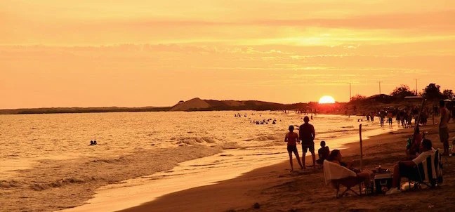 El Maviri Beach