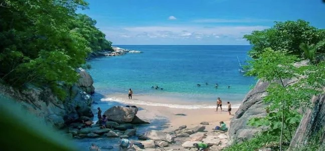 Playa Colomitos, Boca de Tomatlán