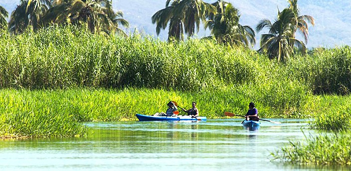 Laguna de Manialtepec, Puerto Escondido