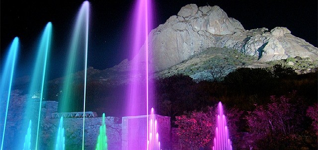 Fuente Danzarina, Bernal