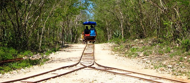 Truck ( Cenotes de Cuzamá ), Mérida
