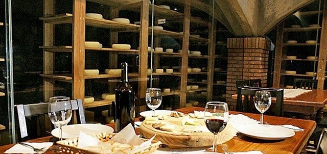 La Cava de Marcelo, Ensenada