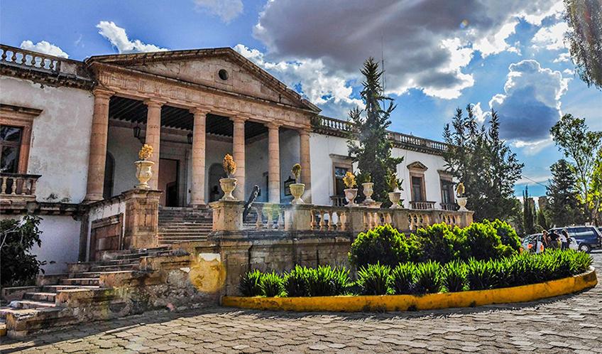 Agora Jose Gonzalez Echeverria Museum