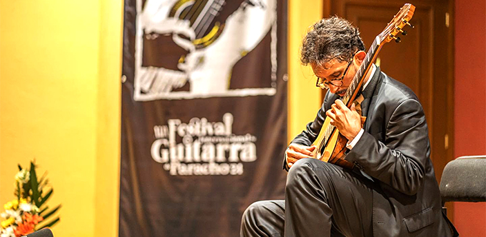 Feria Internacional de la Guitarra, Paracho
