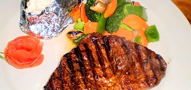 Bronco's Steakhouse, Ensenada