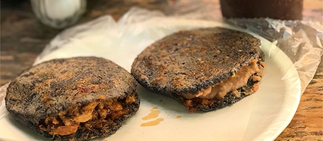 El Negrito Gorditas, Bernal