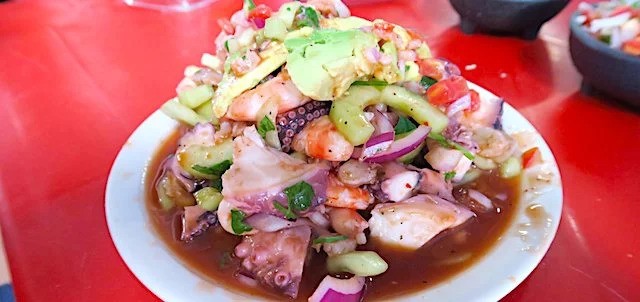 Mariscos El Mazateño, Tijuana