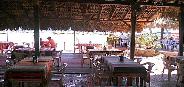 Los Crotos, Puerto Escondido