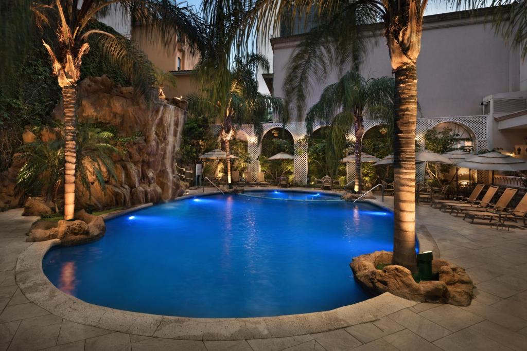 Safi Royal Luxury Valle, Monterrey
