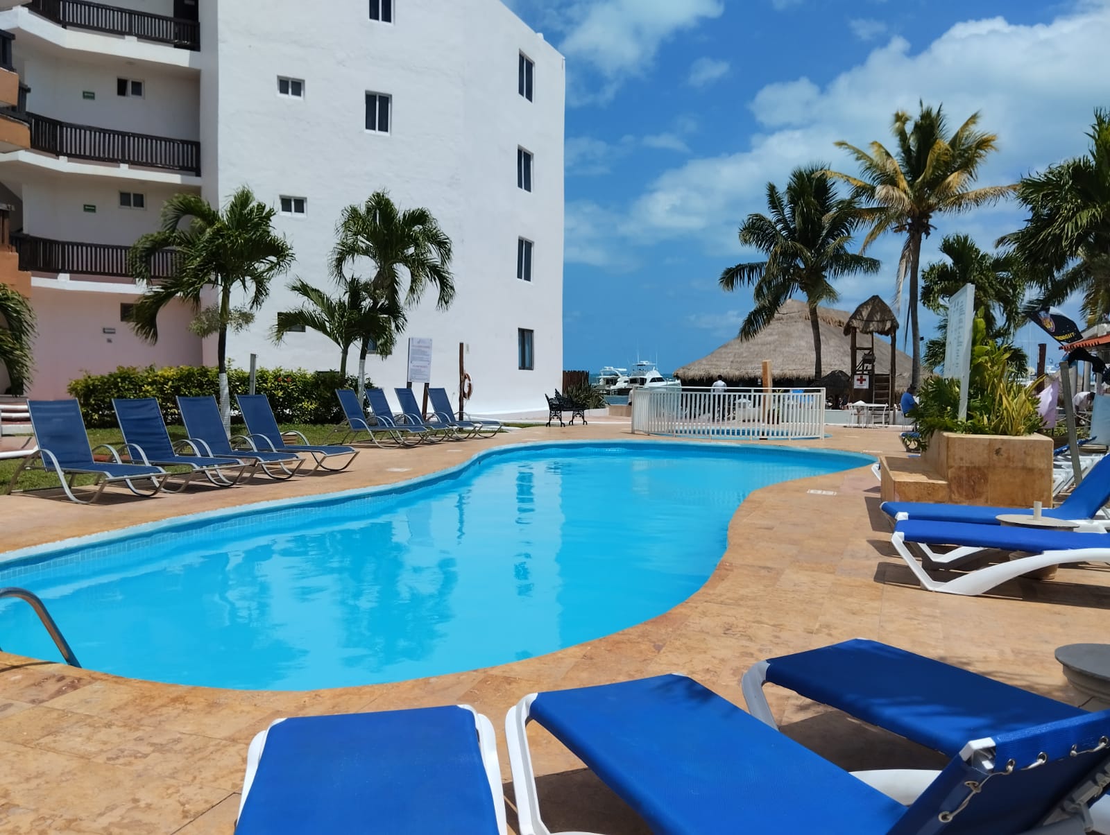 Imperial las Perlas, Cancún