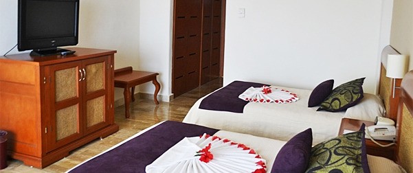 Golden Parnassus, Cancún