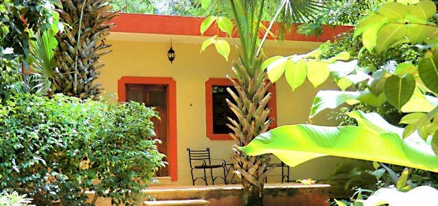 The Flycatcher Inn, Uxmal