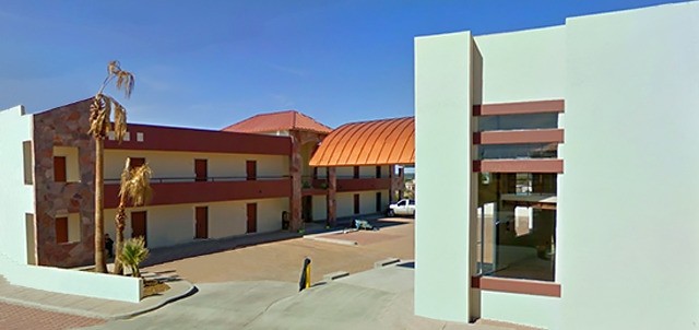 La Villa, Santa Ana