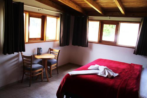 Hotel y Glamping Huasca Sierra Verde, San Miguel Regla ( Huasca de Ocampo )