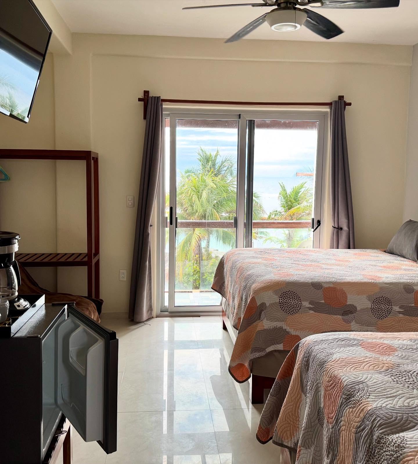 Caballo Blanco, Mahahual