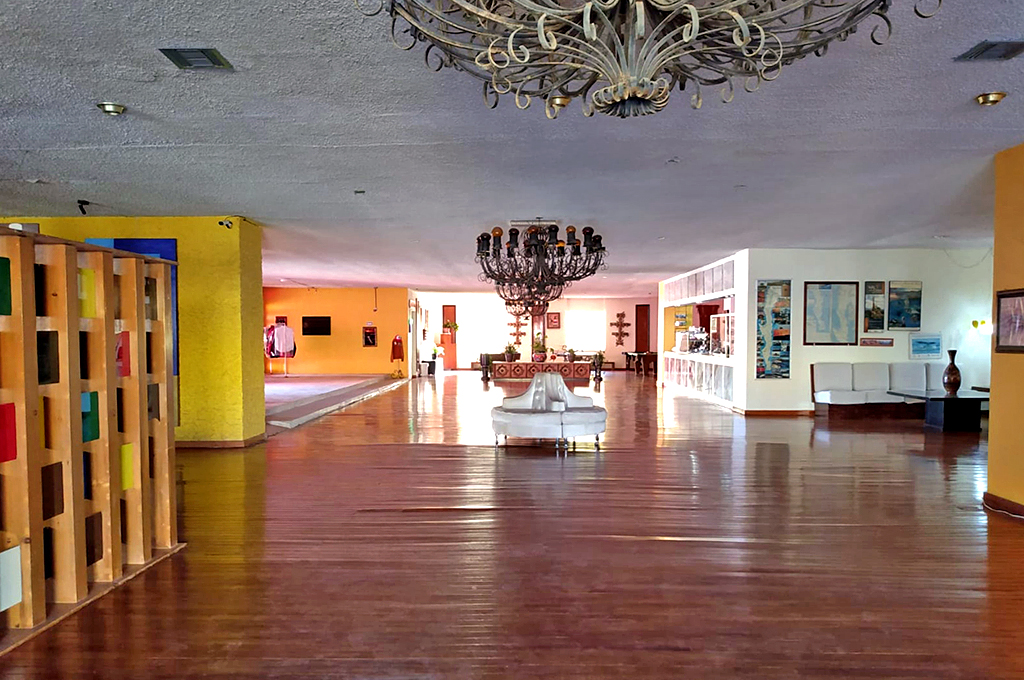 The Halfway Inn, Guerrero Negro