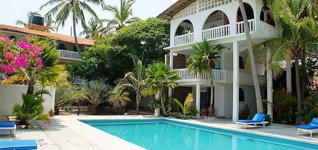 Villa Nirvana, Pie de la Cuesta
