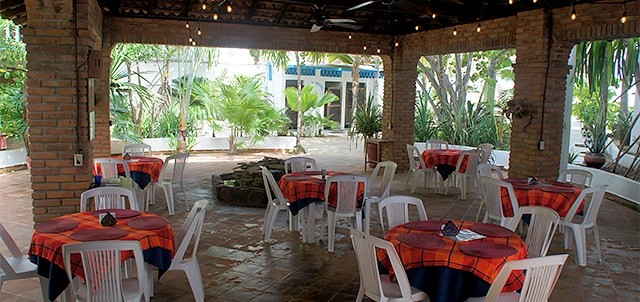 Villa Nirvana, Pie de la Cuesta