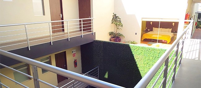 El Hotel, Zamora