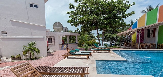 Marina Paraíso, Isla Mujeres