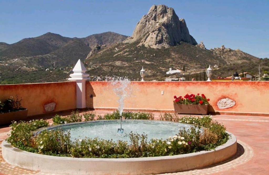 Alborada Bernal, Bernal