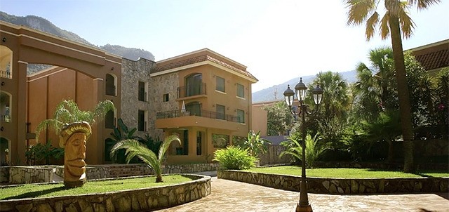Hacienda Cola De Caballo