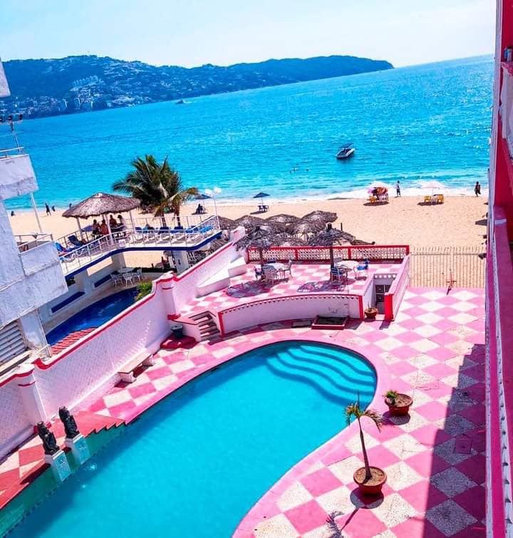 Maralisa, Acapulco
