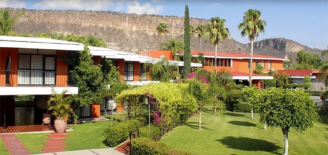 Paraíso Caxcán, Apozol