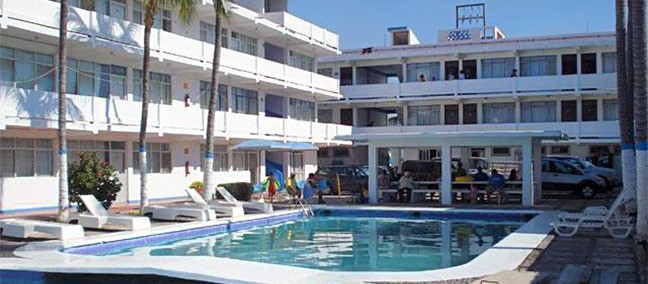 Playa Azul, Manzanillo