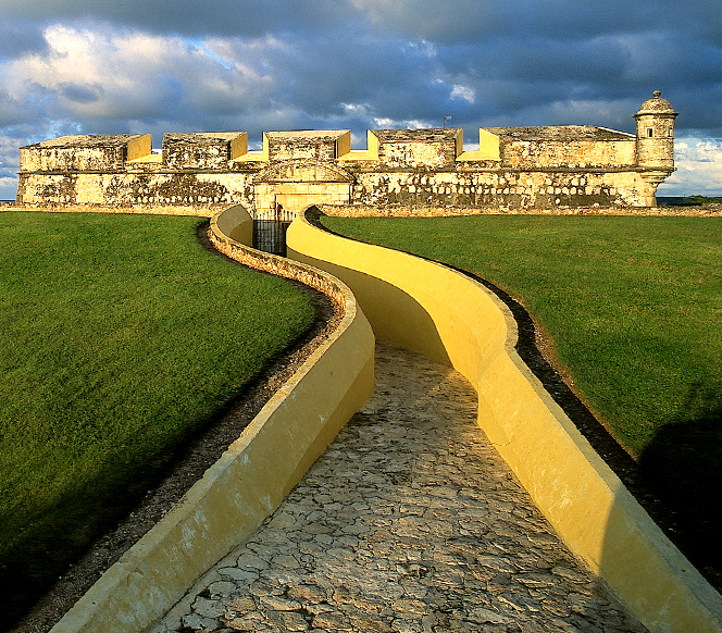 Fuerte de San Miguel, Camp